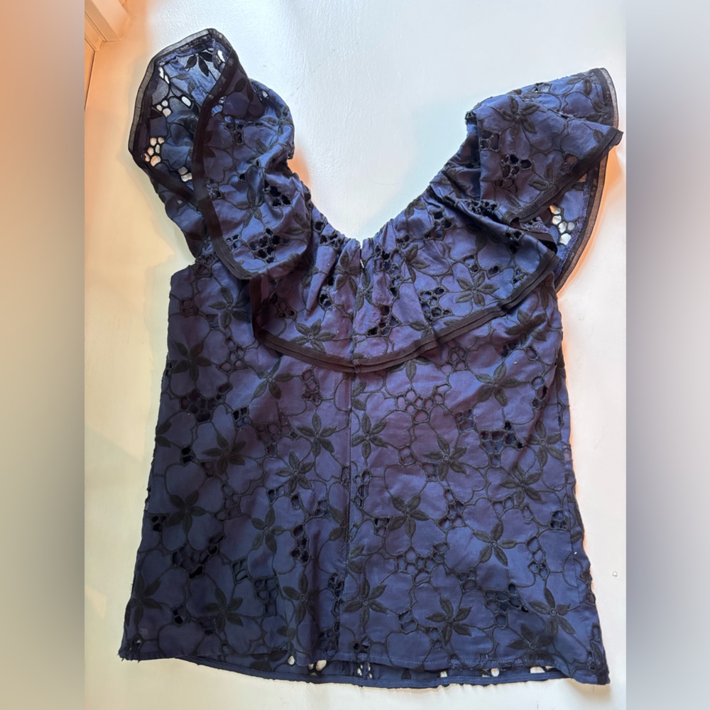 Floral Lace Ruffle Top - Picture 3 of 3